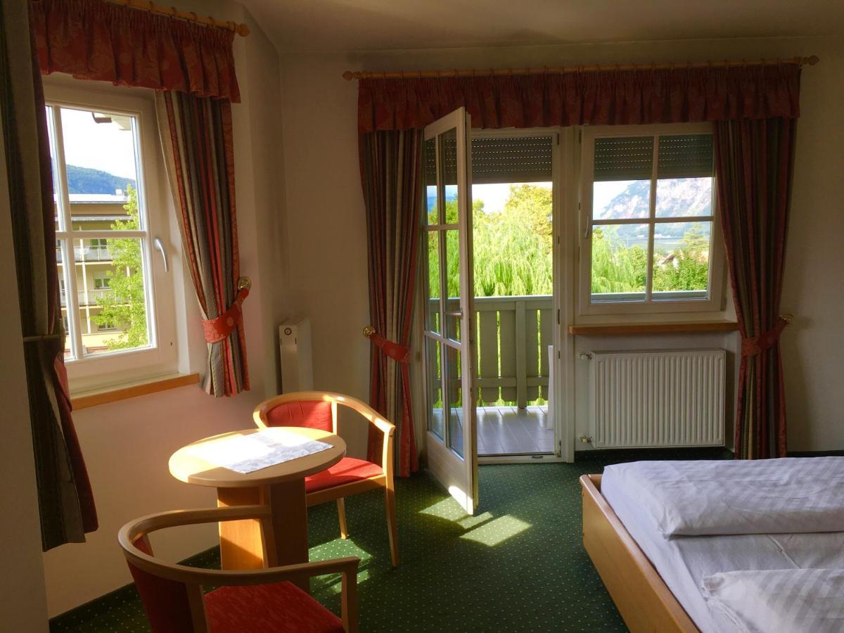 Hotel Turmwirt Ora / Auer Exteriör bild